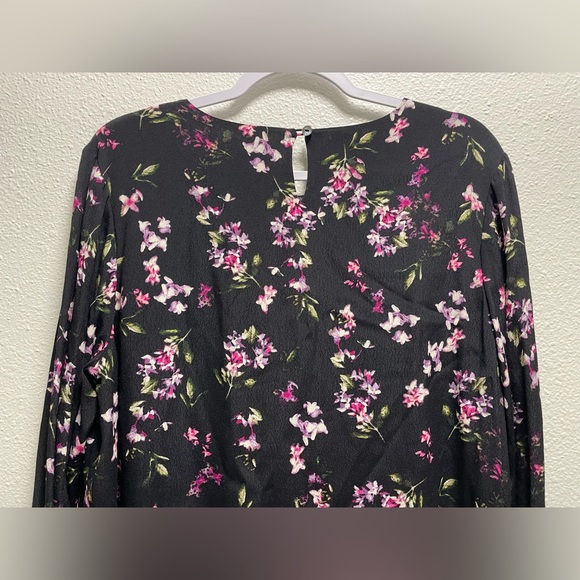 J. Jill Floral Long Sleeve Blouse Button Keyhole Back/Sleeves Lightweight Medium - Picture 6 of 8